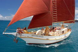 Sailing Whitsundays